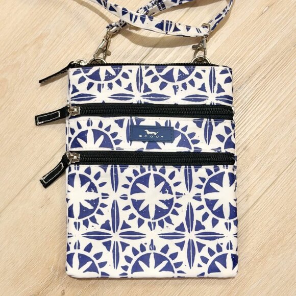 Scout Handbags - SCOUT Sally Go Lightly Crossbody Bag Blue White with Adjustable Strap 8"x6"